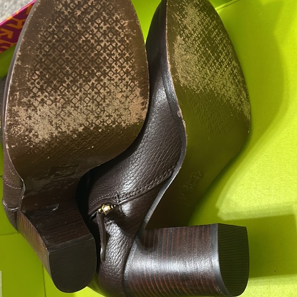 Tory Burch boots - Picture 4 of 4